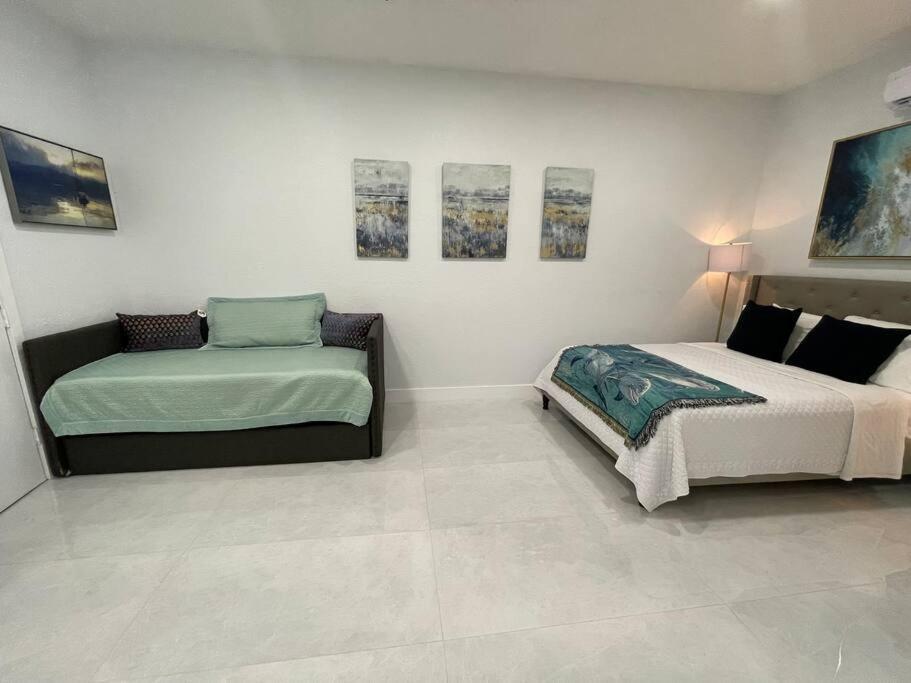 Mini Apartment Completely Independent Мирамар Екстериор снимка